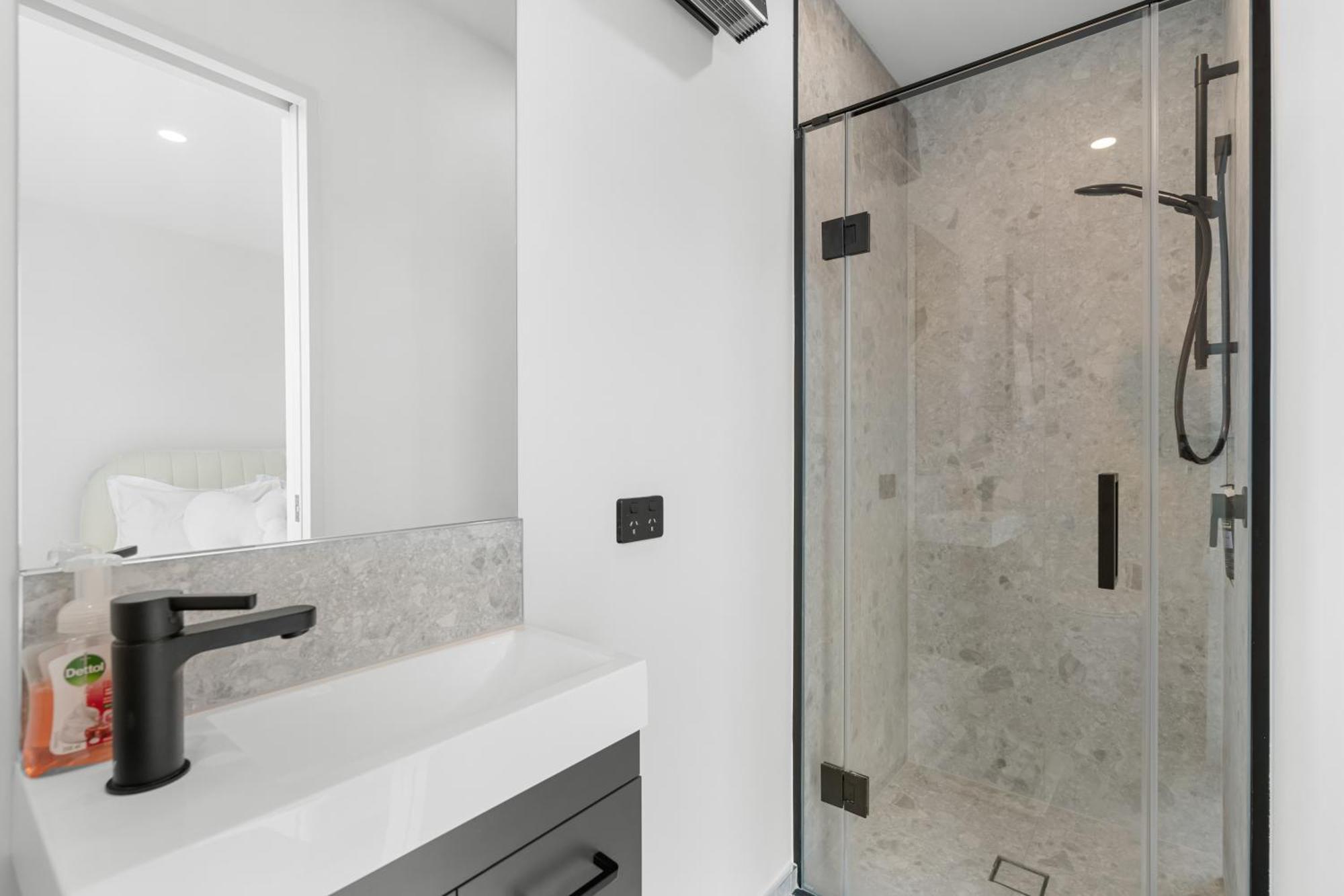 Modern Luxury Suite Near Cbd 3Bed 2Bath ไครสต์เชิร์ช ภายนอก รูปภาพ